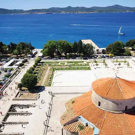 Apartment Lovely Apartment In Zadar With Wifi *