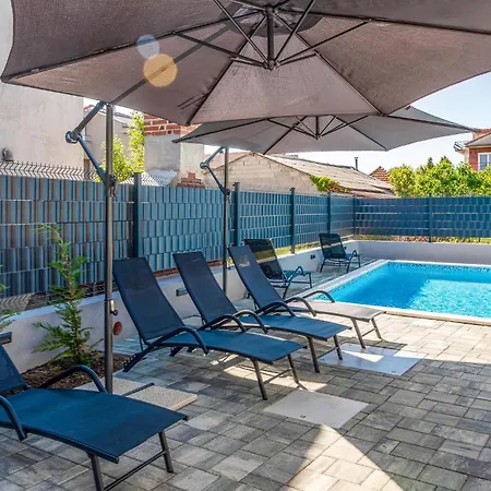 شقة Lovely Apartment In Zadar With Wifi